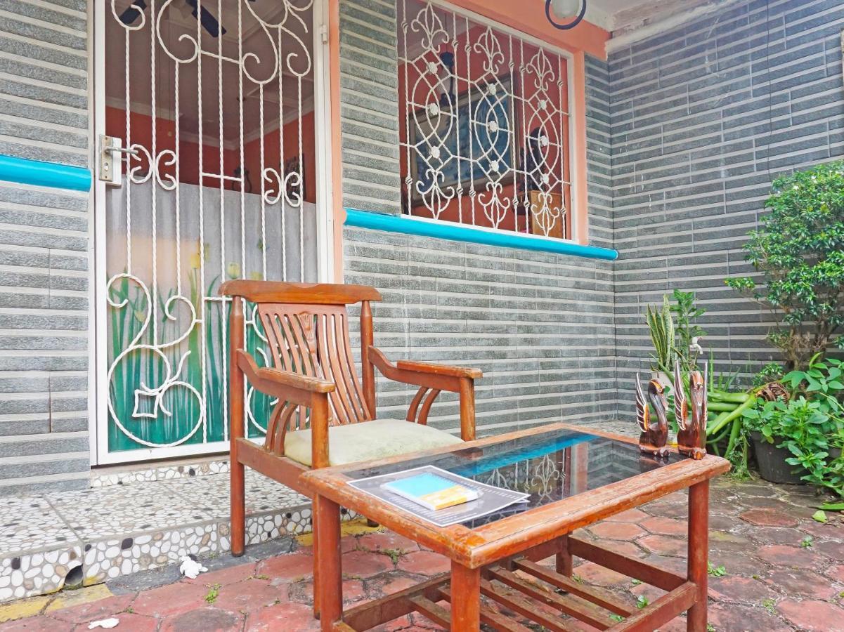 Oyo 90369 An Nur Family Homestay Syariah Cigombong Kültér fotó