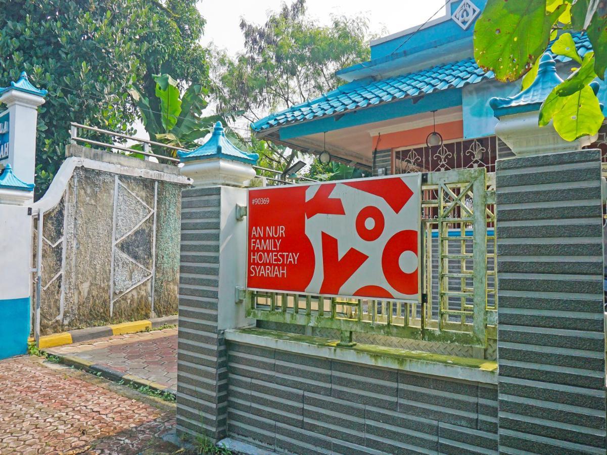 Oyo 90369 An Nur Family Homestay Syariah Cigombong Kültér fotó