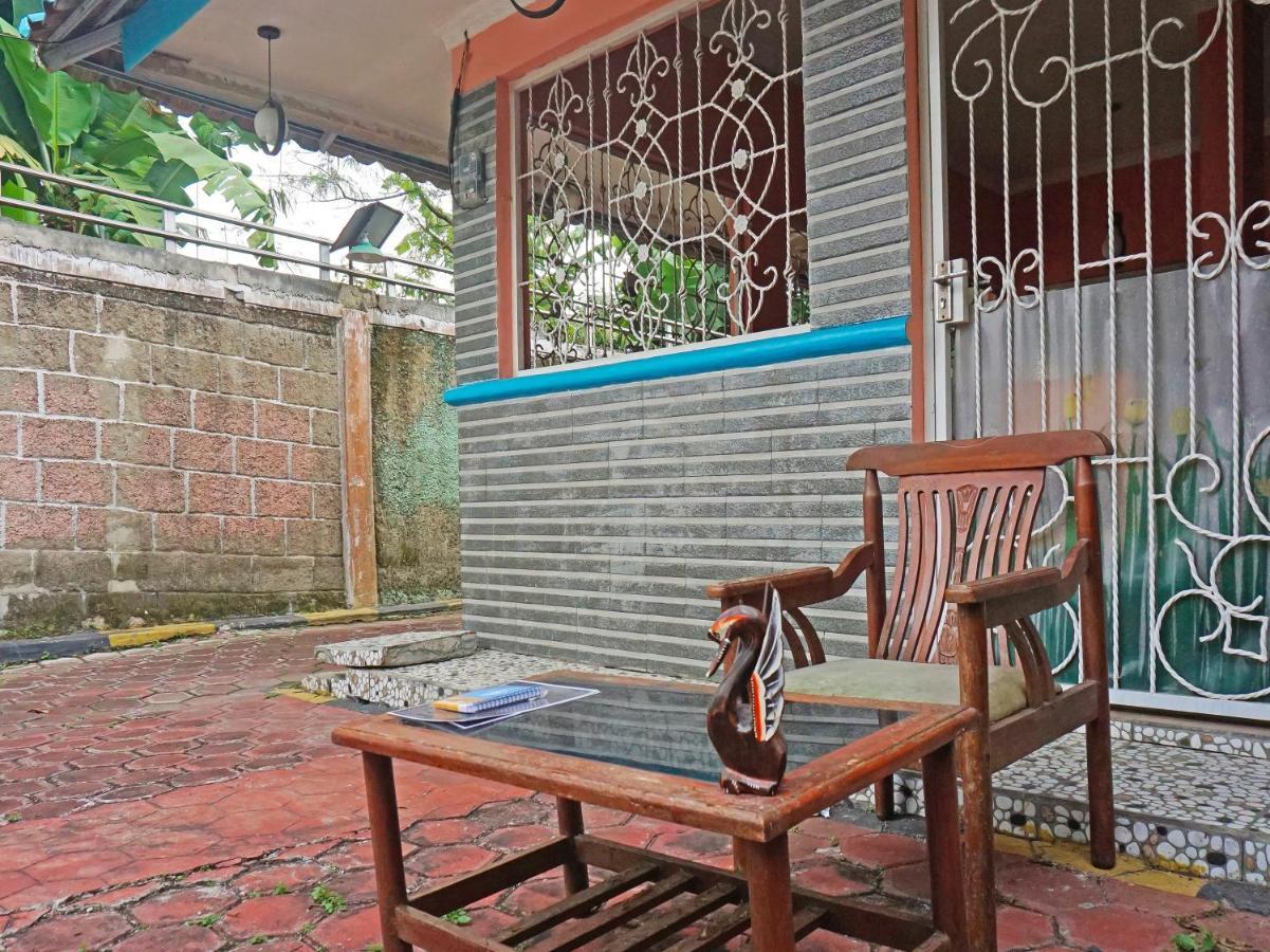 Oyo 90369 An Nur Family Homestay Syariah Cigombong Kültér fotó