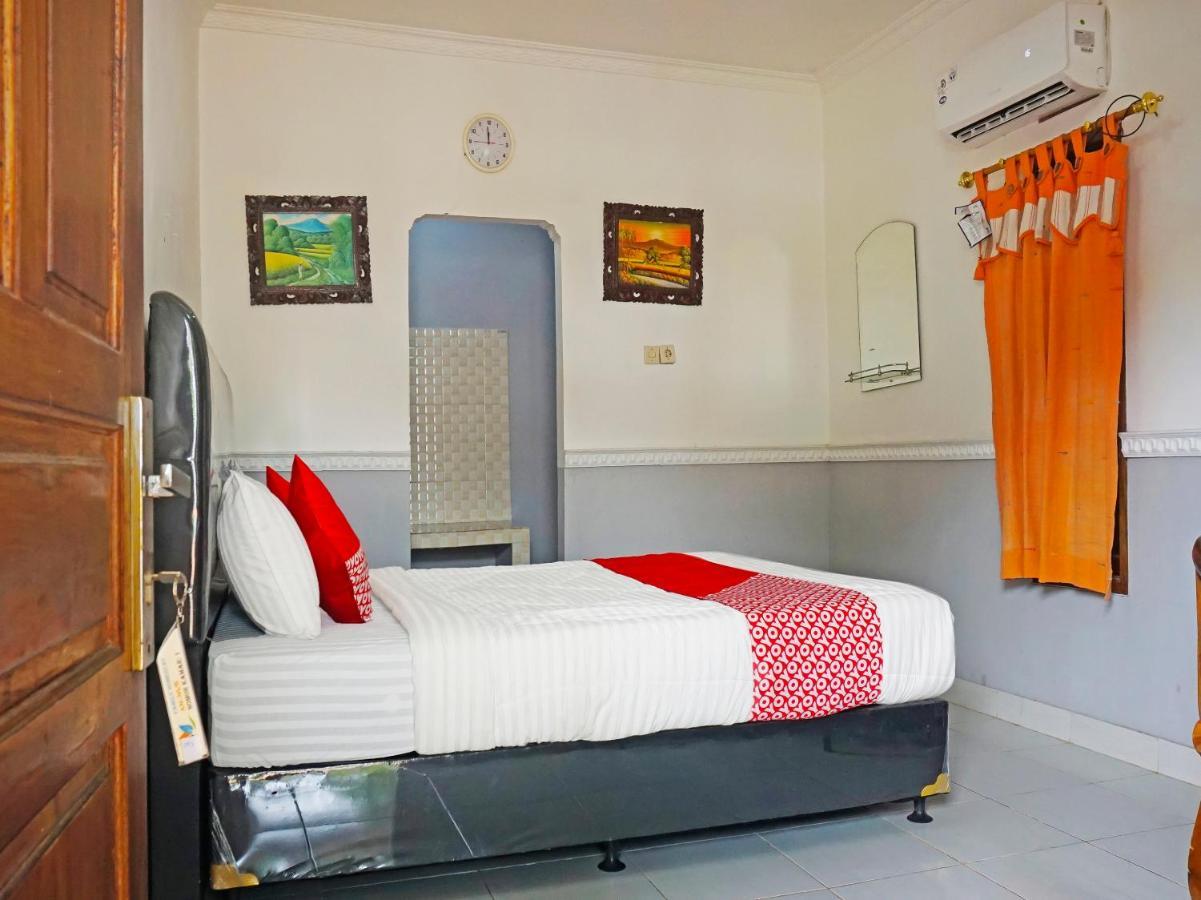Oyo 90369 An Nur Family Homestay Syariah Cigombong Kültér fotó